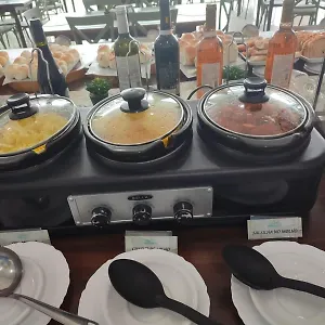 https://flat-muro-alto-porto-de-55590-000.portodegalinhashotels.com